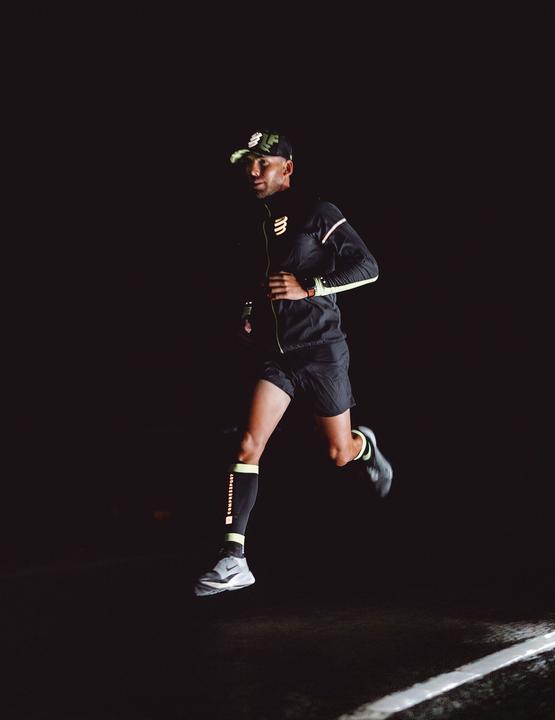Produktbild Compressport Hurricane Windproof Jacket Flash M (M)