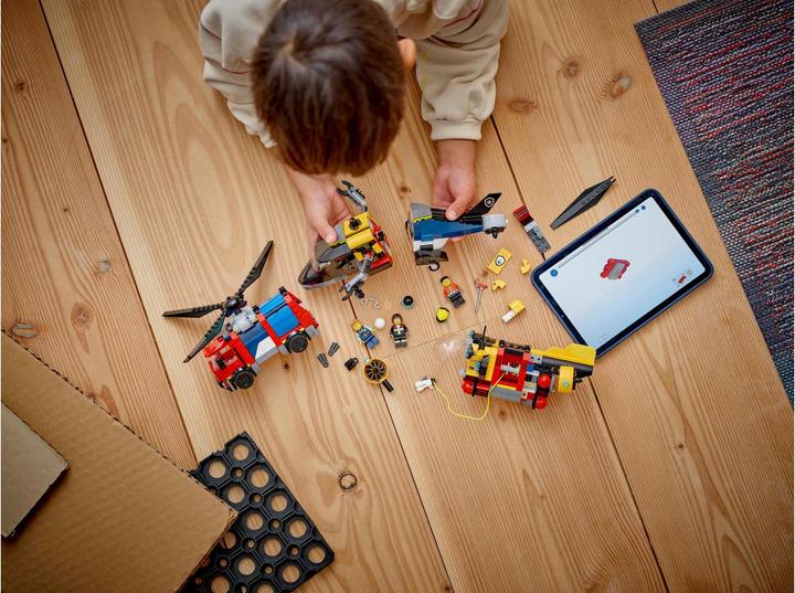 Produktbild LEGO Kombinationsset mit Hubschrauber, Löschauto und U-Boot (60462, LEGO City)