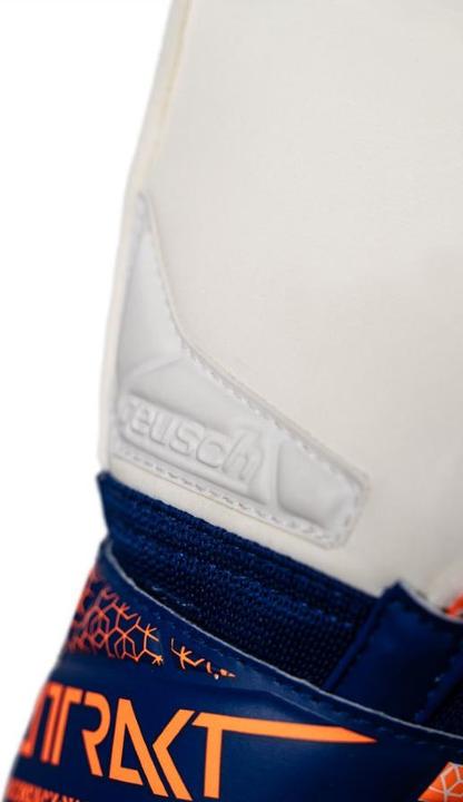 Actual product image Reusch Attrakt Silver Jr Torwarthandschuhe (5)
