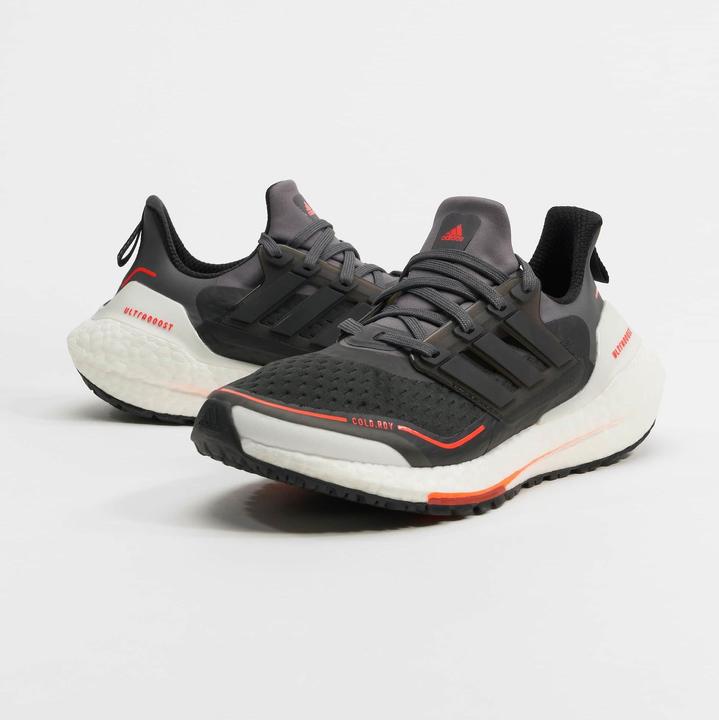 Image du produit adidas Chaussures Ultraboost 21 - 87309 (38 2/3)
