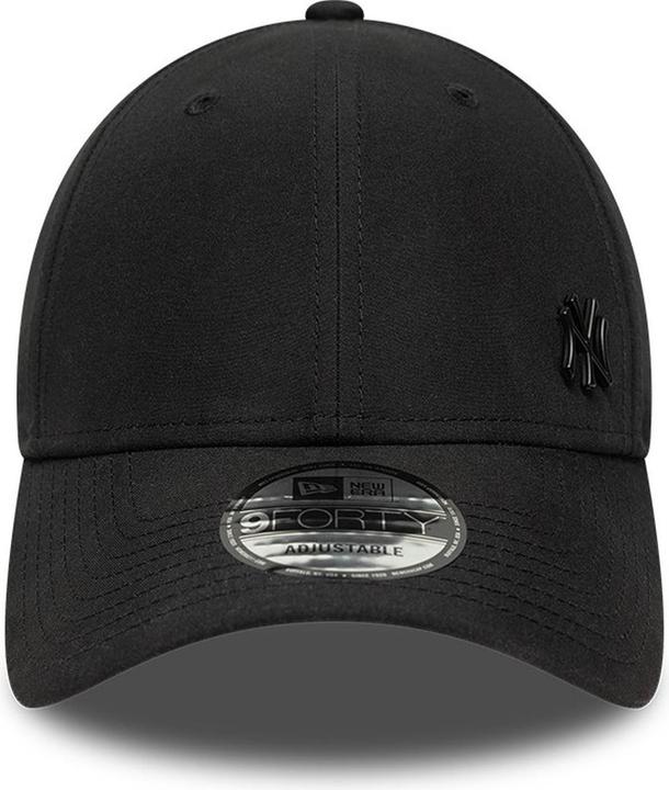 Actual product image New Era 9Forty Strap Cap - Flawless New York Yankees Schwarz