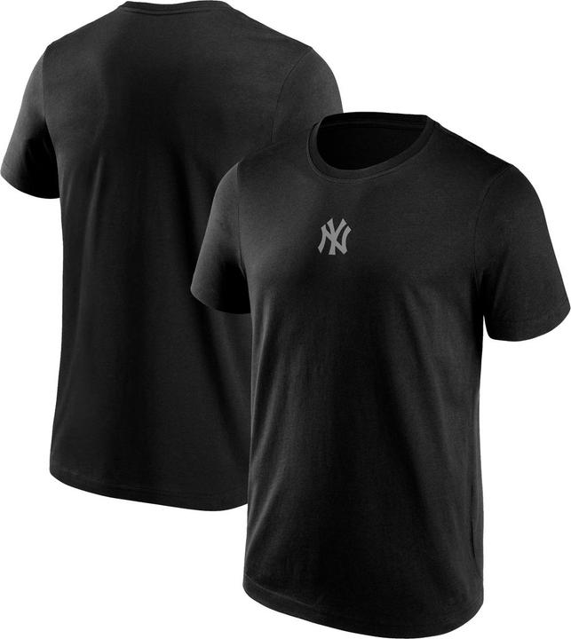 Actual product image Fanatics New York Yankees Embroidered T-Shirt S (S)