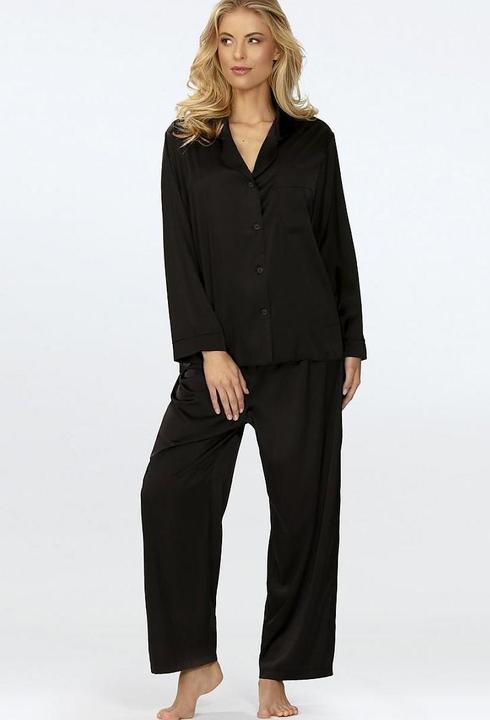 DKaren Pyjama model