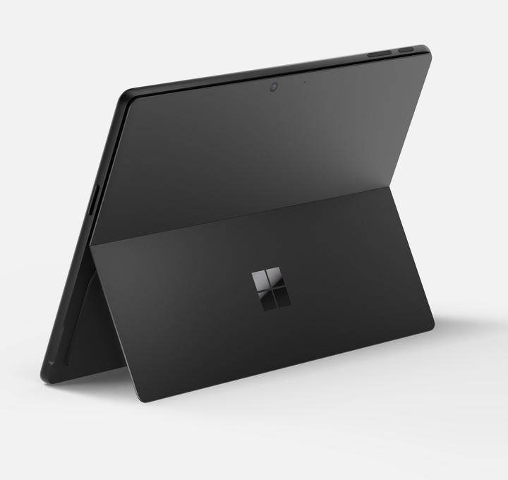 Image du produit Microsoft Surface Pro – Copilot+ PC (mit Netzteil) – 11. Edition (13", Snapdragon X Elite X1E-80-100, 16 Go, 512 Go, Sans disposition de clavier)