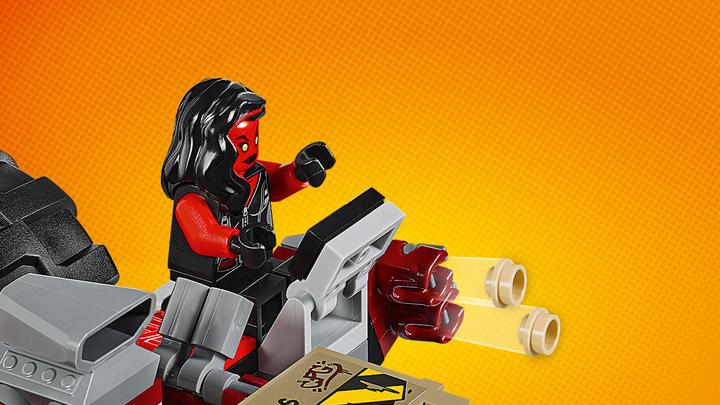 Produktbild LEGO Marvel Super Heroes Hulk gegen Red Hulk (76078, LEGO Marvel)