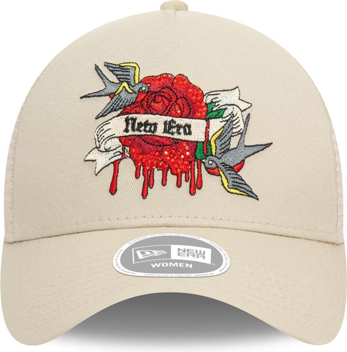 Actual product image New Era Femme Trucker Cap - RHINESTONE beige