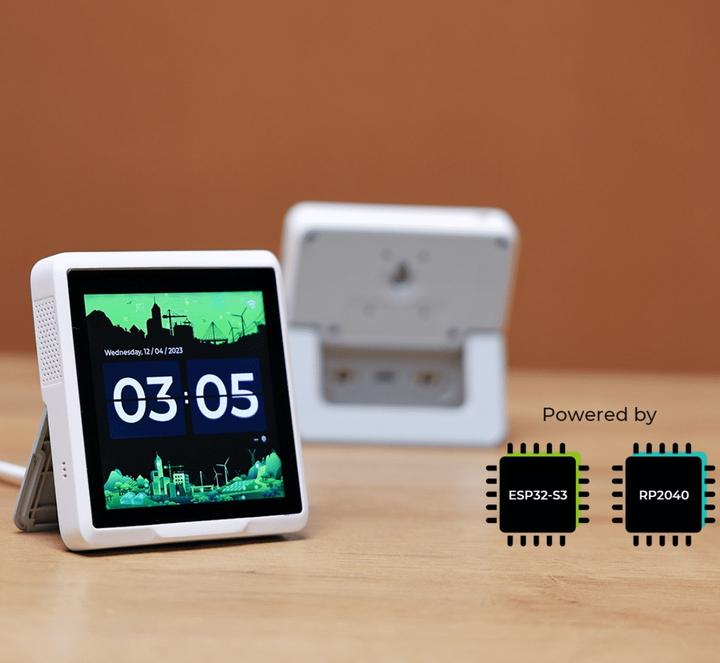 Actual product image Seeed Studio SenseCAP Indicator D1 4inch IoT Touch Display