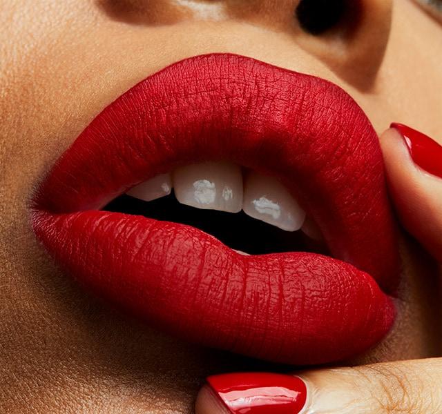 Actual product image MAC Cosmetics Retro Matte Liquid Lipcolour (Feels so Grand)