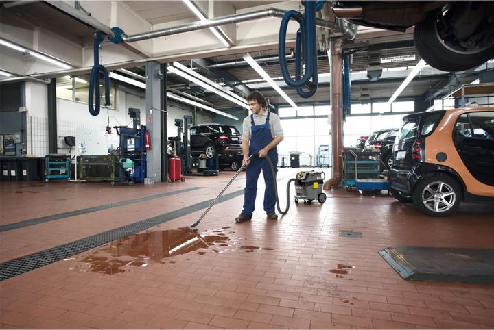 Produktbild Kärcher Professional NT30/1 Tact L (Nass-Trockensauger)