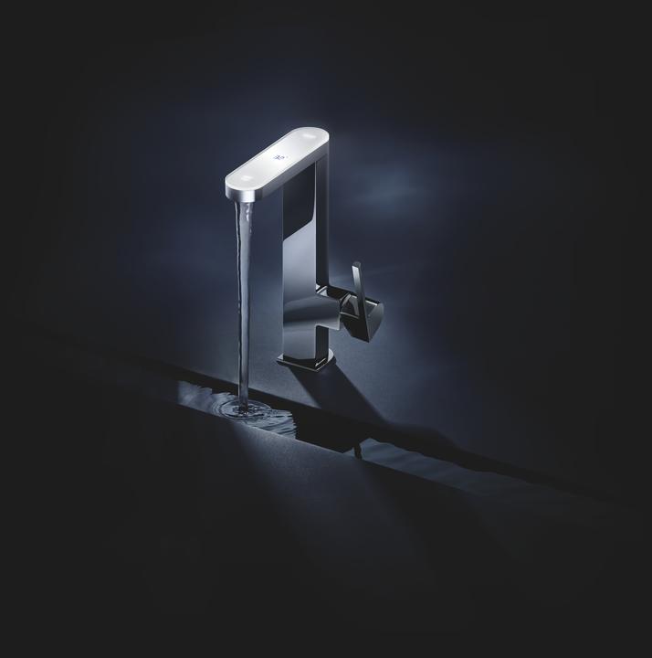 Actual product image Grohe Plus single-lever basin mixer with digital display L-Size