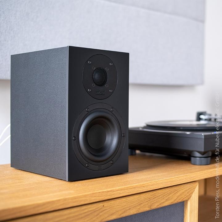 Actual product image Nubert nuBoxx B-30 (1 pair, 160 W)