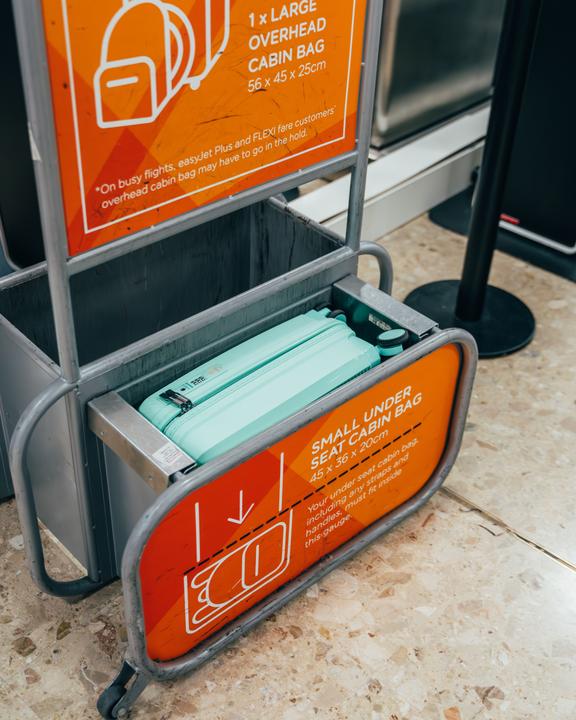 Immagine prodotto Swissbags Vision - Trolley "Under Seat" (easyJet) dimensioni cabina 45 cm (50 l, Bagaglio a mano (fino a 50 litri))