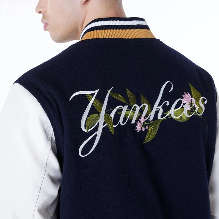 Produktbild New Era Jacke New York Yankees Floral (M)
