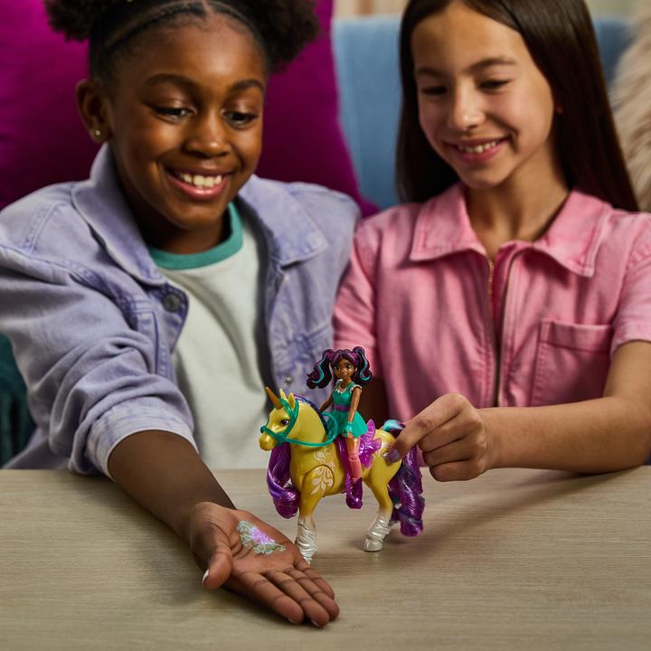 Produktbild Unicorn Academy Einhorn Academy Puppe Ava Und Einhorn Klinge Mit Licht