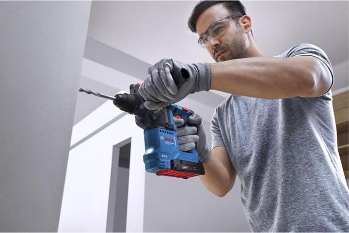 Produktbild Bosch Professional GBH 18V-18 Akku-Bohrhammer mit SDS plus (Akkubetrieb)