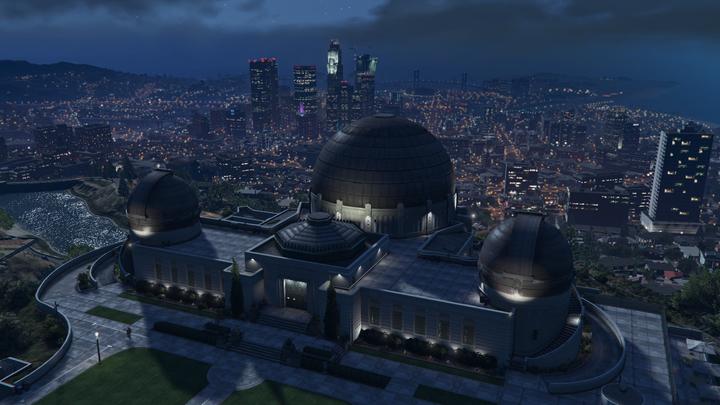 Produktbild Rockstar Grand Theft Auto V (PS4)