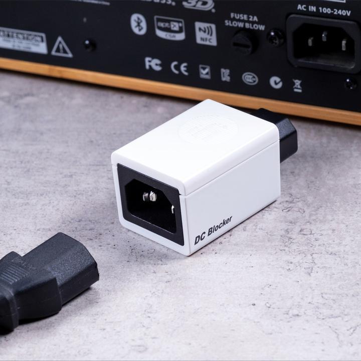 Produktbild iFi Audio DC Blocker (C13, C13)