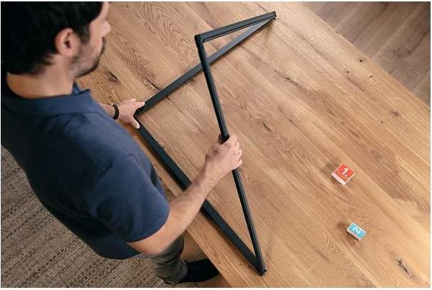 Image du produit tesa Moustiquaire de fenêtre pliable FALT, cadre en aluminium à taille réglable (140 x 140 cm)