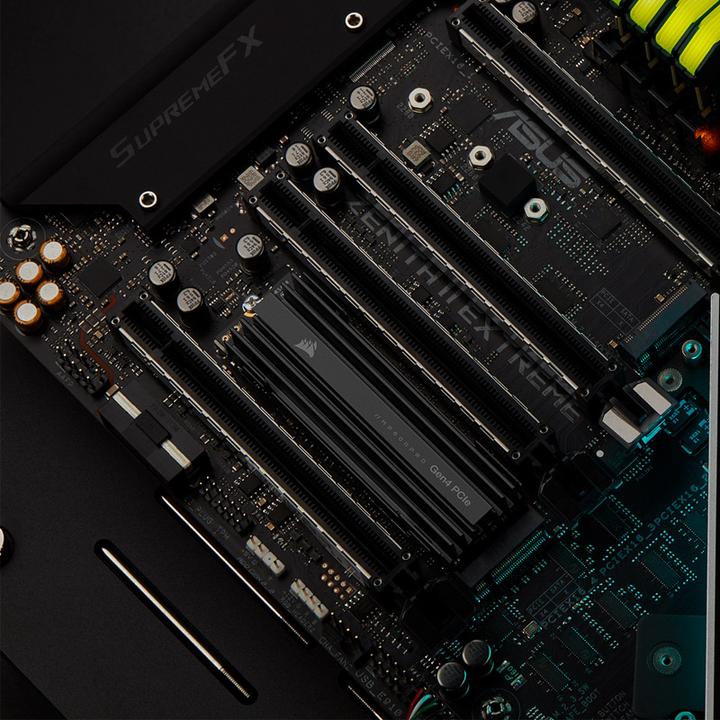 Actual product image Corsair MP600 PRO (2000 GB, M.2 2280)