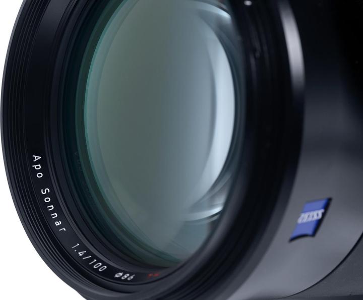 Actual product image Zeiss Otus T* 1.4 / 100 mm ZF.2 (Nikon F, full size)