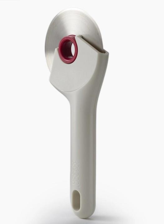 Joseph Joseph Ringo pizza cutter grey red
