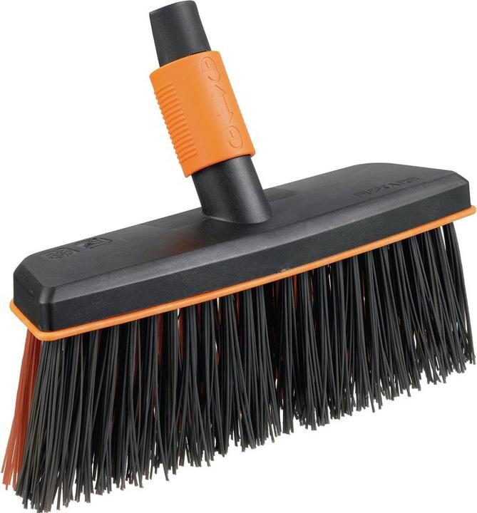 Actual product image Fiskars Street broom (1 pcs.)