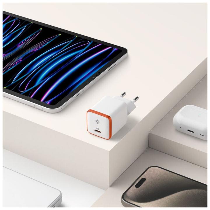 Actual product image Spigen ArcStation Essential EE301EU 30W Wall Charger - White (30 W)