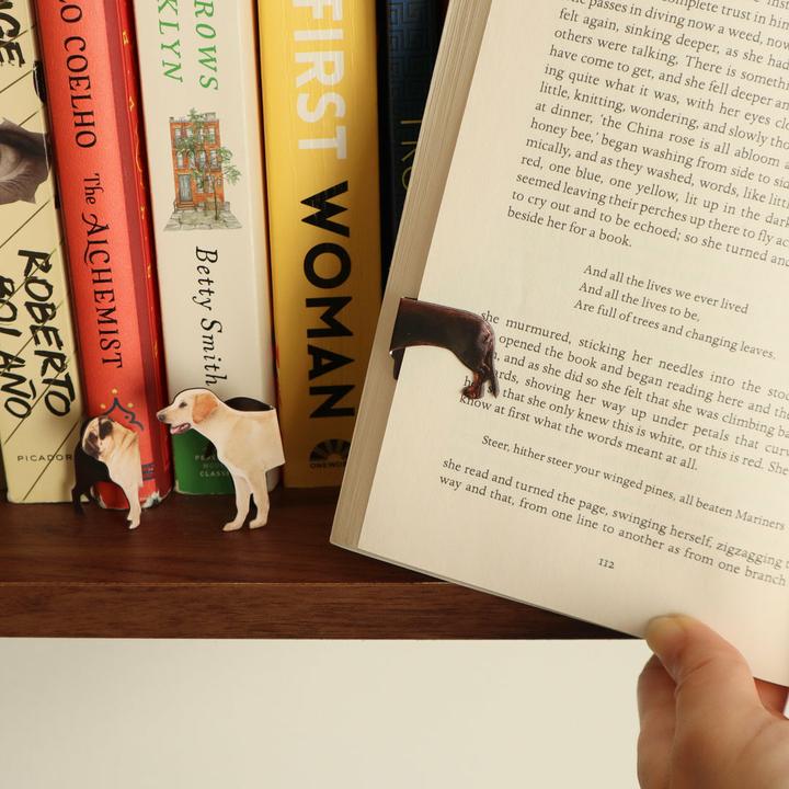 Produktbild Kikkerland Magnetic Dog Bookmarks