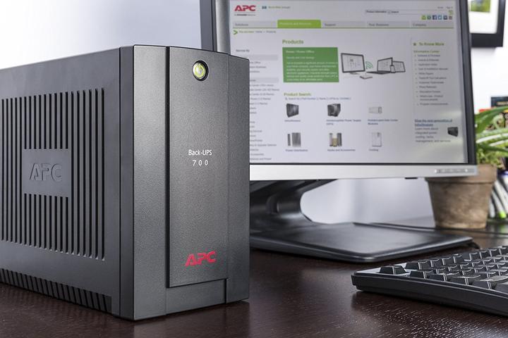 Immagine prodotto APC Back-UPS AVR, Schuko (700 VA, 390 W, Interattivo linea UPS)