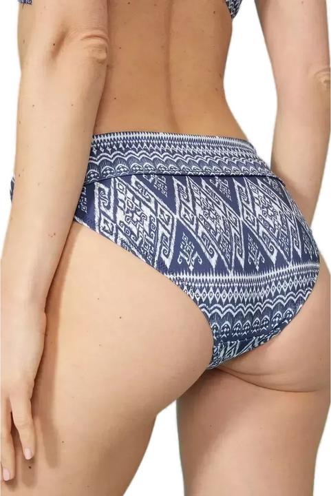 Actual product image Universal Textiles Bikini Panties With Flap (44)