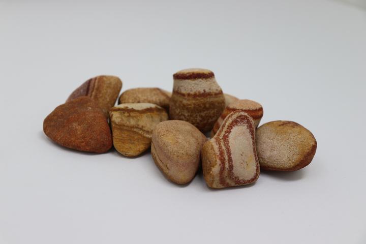 Produktbild Aquagart 40kg Kiesel Flusskiesel Kieselsteine Gartenkies Zierkies Dekokies Sandstein (200 x 300 cm)