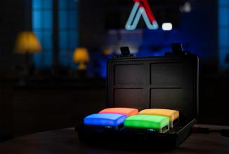 Image du produit Aputure Kit de voyage MC4 light (Panneaux lumineux, Lumière vidéo)