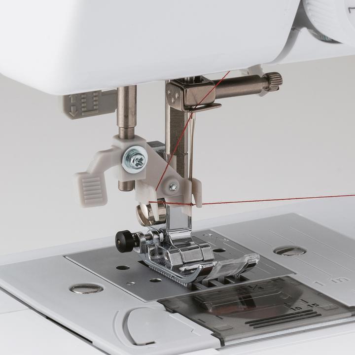 Actual product image Brother Nähmaschine RH127
