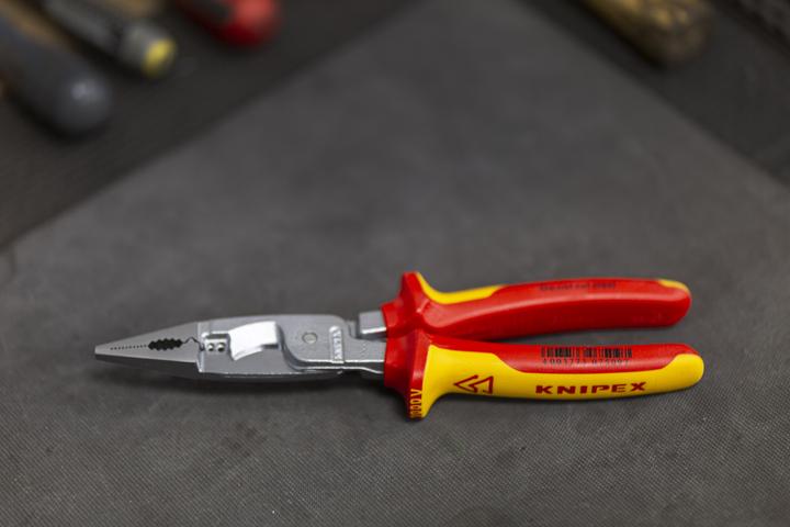 Immagine prodotto Knipex Pinza per elettroinstallazioni (200 mm)