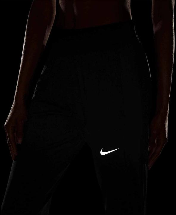 Actual product image Nike Therma-Fit Essential Wome Black/Black/Reflective Silv L (L)