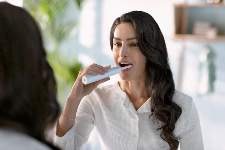 Actual product image Philips Sonicare 3100 series (Sonic toothbrush)