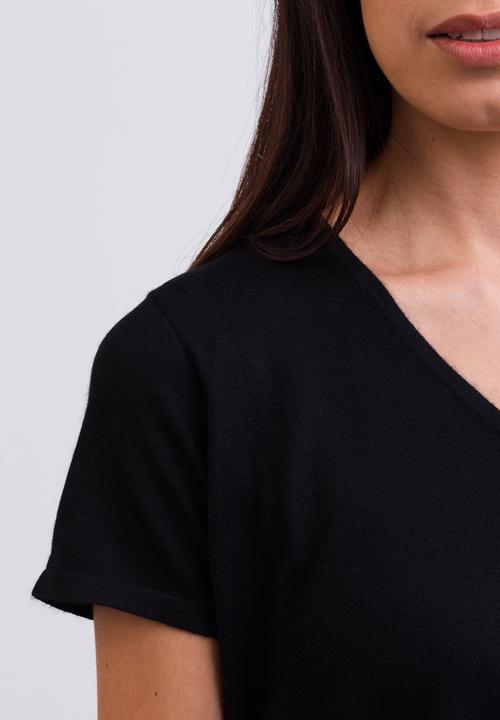 Actual product image Cash-Mere Kaschmir T-Shirt mit V-Ausschnitt (XS)