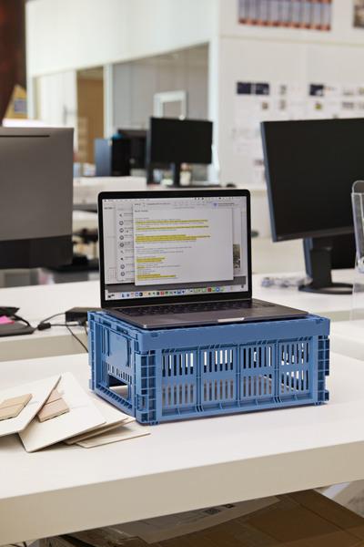 Actual product image HAY Crate M (34.5 x 26.5 x 14 cm)
