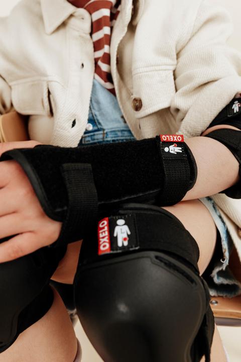 Actual product image Oxelo Set 100 (XXS, Wrist protectors, Knee pad, Elbow protectors, Pair)