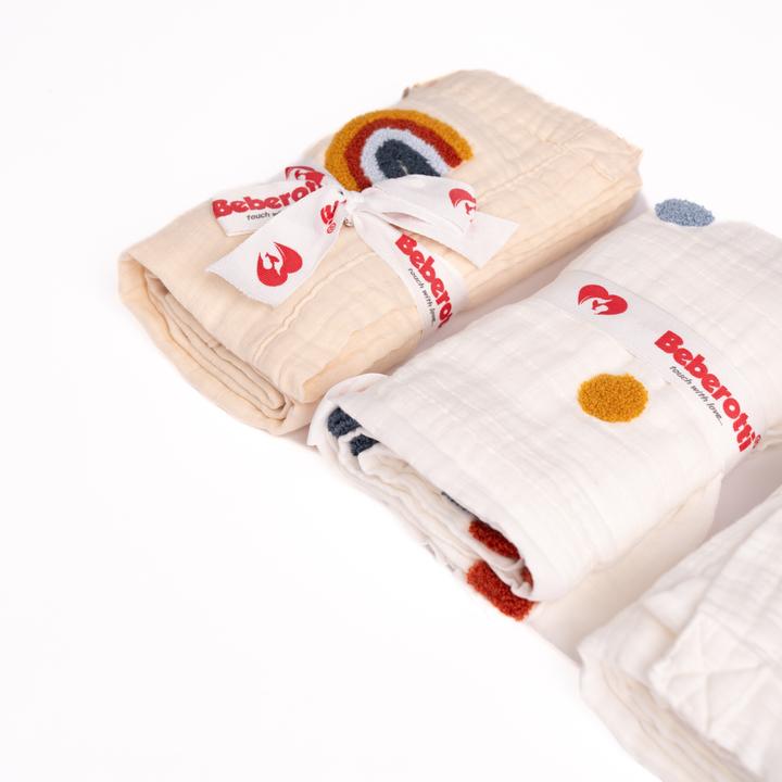 Produktbild Beberotti Organic 4-lagige doppelseitige bestickte Musselindecke (95 x 80 cm)