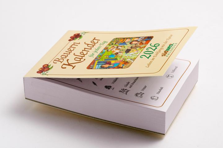 Actual product image Farmer's calendar for every day 2026 - Living in harmony with nature - daily tear-off calendar for (Hardcover, German)