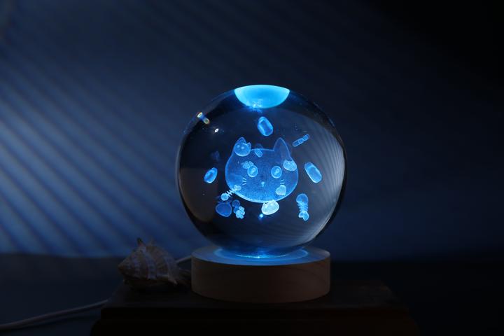 Total Juggling iTotal - Crystal Ball Lamp - large