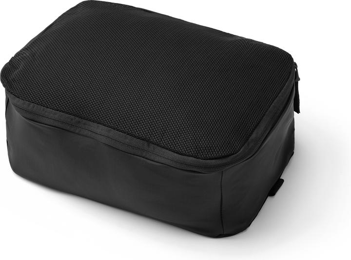 Actual product image D_b_ Essential Packing Cube L Black Out