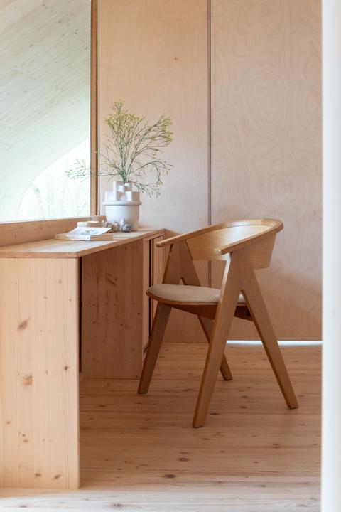 Actual product image Zuiver NDSM Armchair Natural