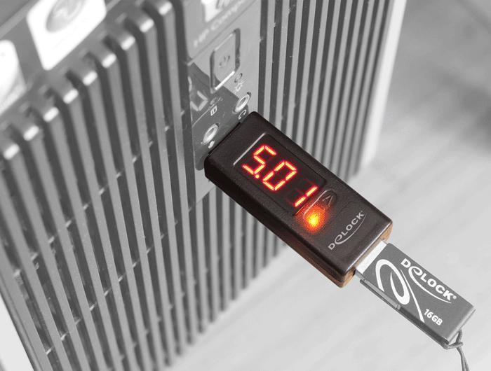 Actual product image Delock USB ammeter adapter with LED display (USB 2.0, 2.20 cm)