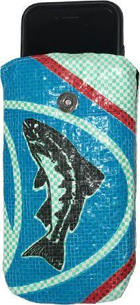 Produktbild Bekos Upcycling - Handy - Hülle mit Zuglasche aus recycelten Fischfuttersäcke light green M