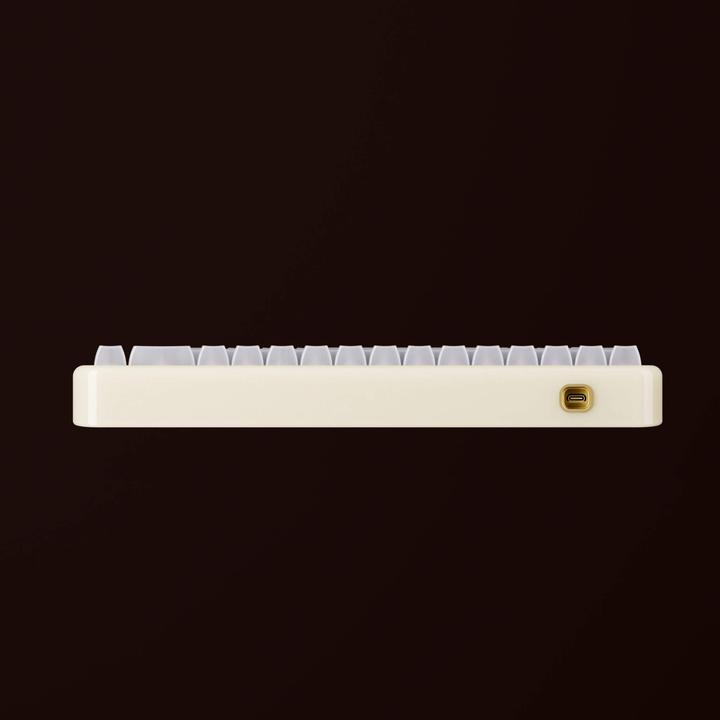 Actual product image Akko YU01 White Jade Gaming-Tastatur, RGB - 65%, V3 Piano Pro Switches (ISO) (US, Cable, Wireless)