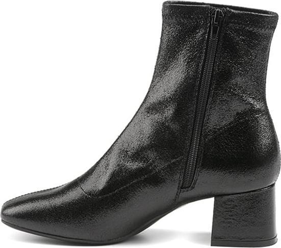 Actual product image LES Daniela (40)