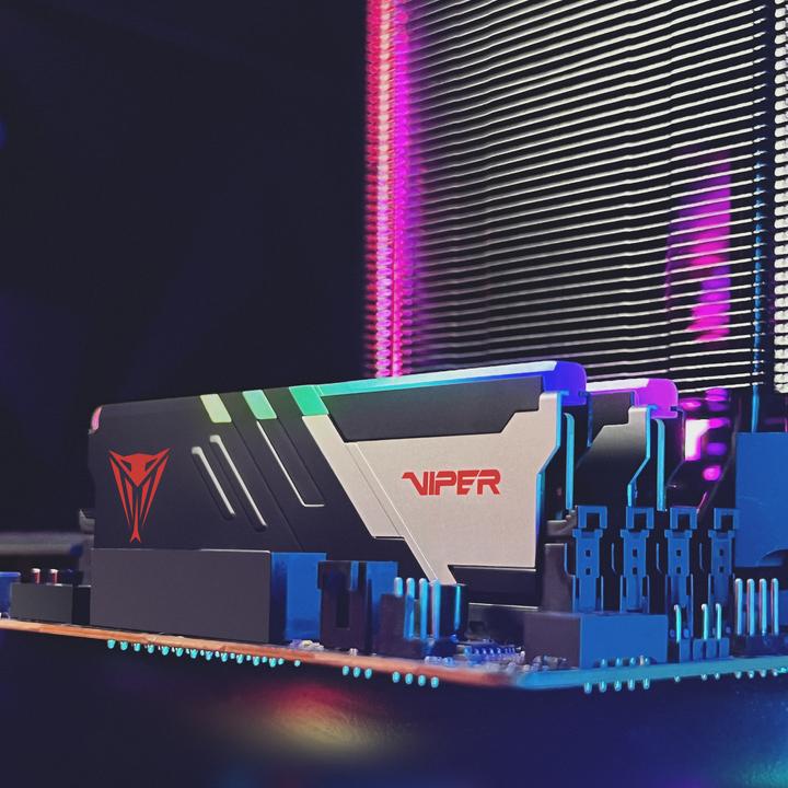 Produktbild Patriot Viper Venom RGB 32GB DDR5 6200-40, PVVR532G620C40K (2 x 16GB, 6200 MHz, DDR5-RAM, DIMM)