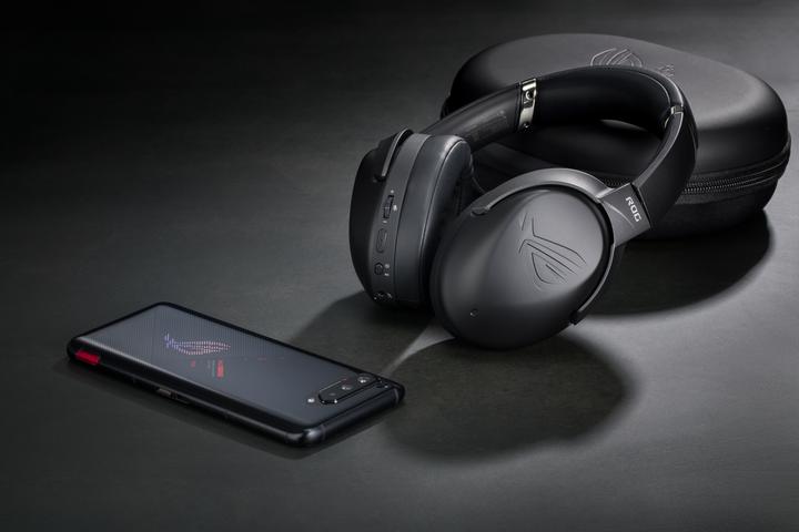 Produktbild ASUS ROG Strix Go BT (Kabellos, Kabelgebunden)
